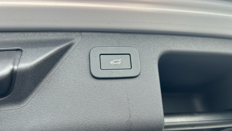 Land Rover Discovery Sport 2.0 D200 Dynamic HSE 5dr Auto [5 Seat] Diesel Station Wagon